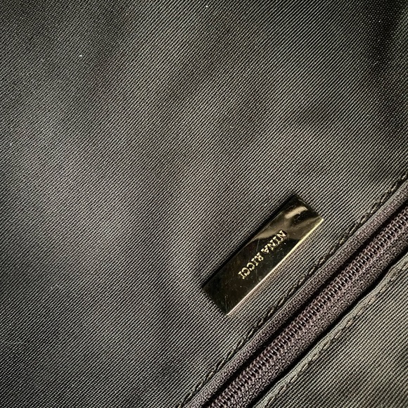 Vintage Nina Ricci burgundy leather purse EUC - Picture 7 of 10